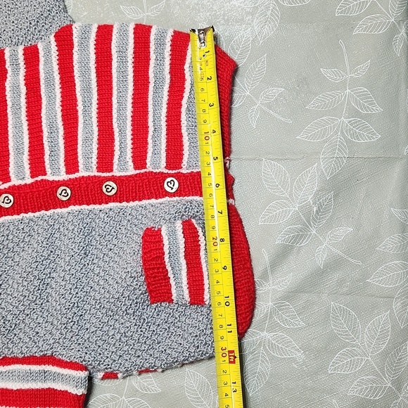 Childrens Knitted Sweater and Hat - Picture 7 of 14